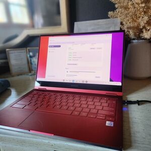Samsung Crimson Laptop with Vibrant Display